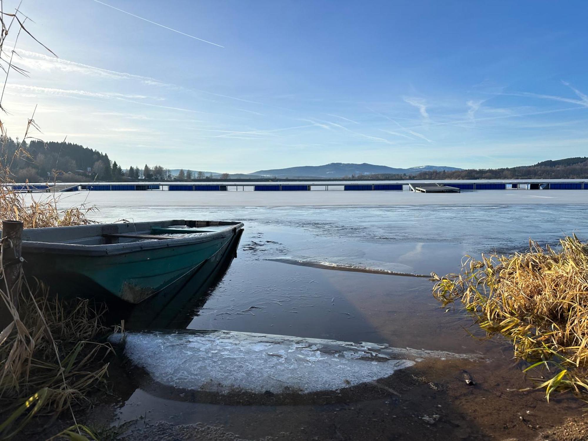 Unique Lipno Apartment Černá v Pošumaví エクステリア 写真